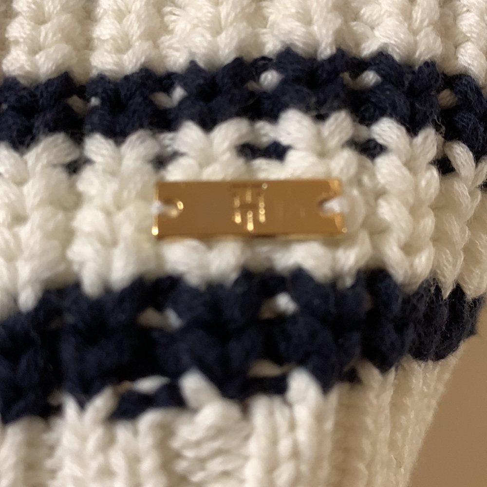 Tommy Hilfiger Women’s Chunky Striped Sweater- Large - Picture 5 of 9